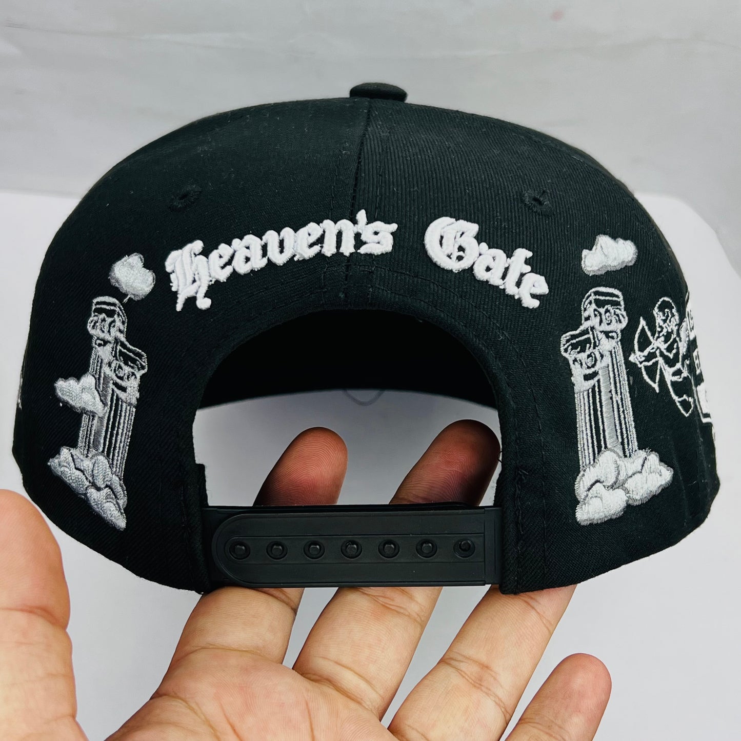 RIVAL 2025.2 Haven’s Gate Black